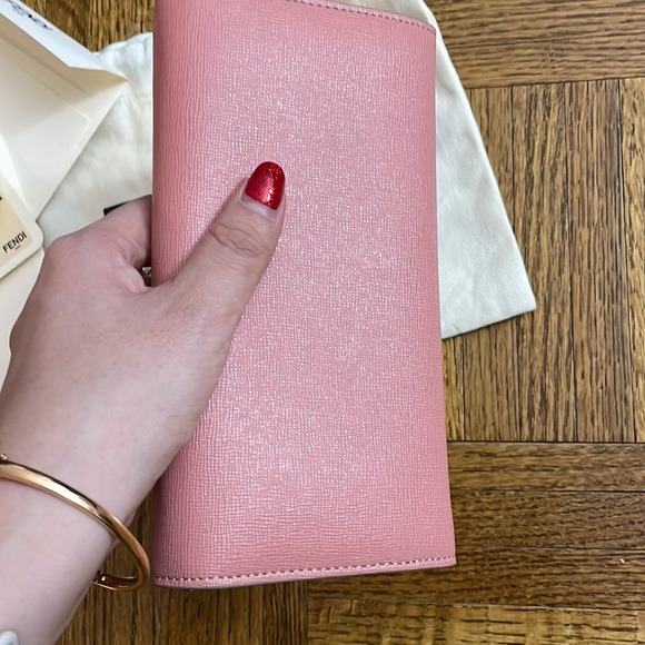 Fendi Monster Wallet on Chain - Picture 7 of 8